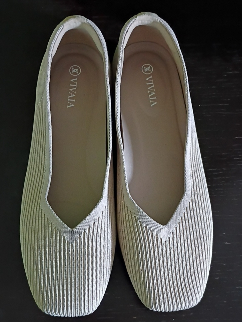 Vivaia Cream Knit Square-Toe V-Cu Flats Size 39.5